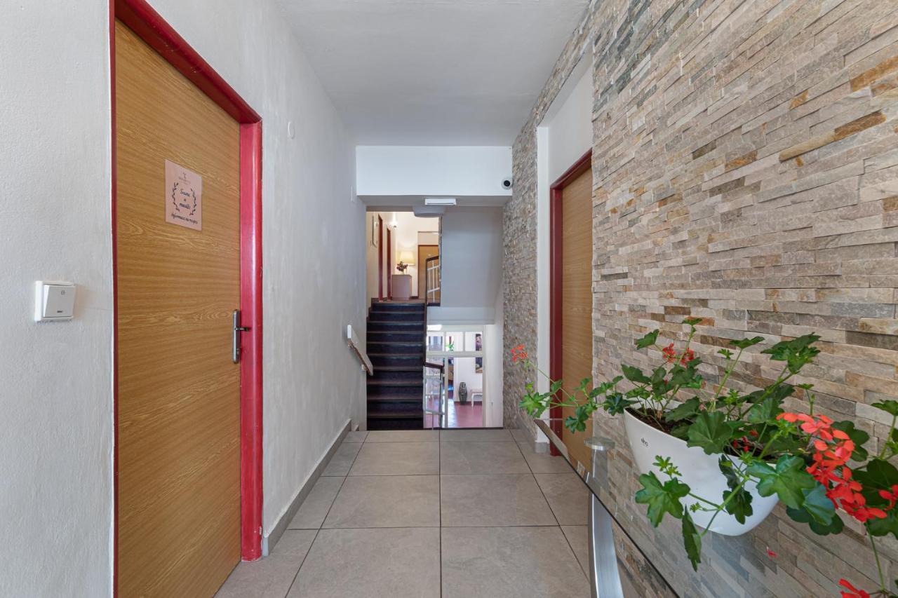 UniqHotel Česky Šternberk Exterior foto